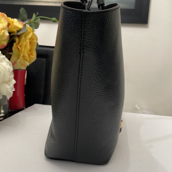 MICHEAL KORS IZZY LARGE TOTE HANDBAG WOMENS SIZE L - Picture 5 of 16